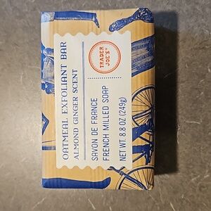 Oatmeal Exfoliant Bar - Almond Ginger Scent